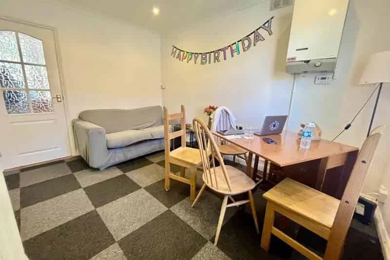 4 Bedroom House New Bathroom Large Garden Parking GCH UPVC DG