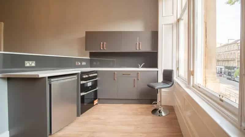 Luxury Studio Flat to Rent in Botanic Gardens Glasgow