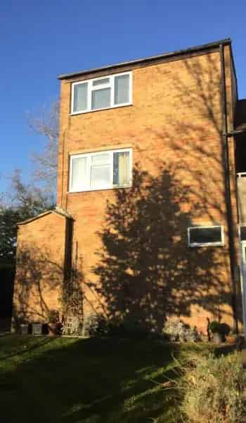 Lovely Raised Roof Top Floor Apartment Beckenham Bromley