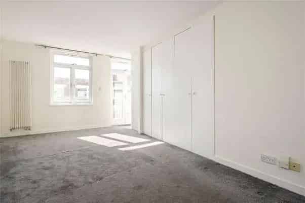 2 Bed Apartment in Historic Design Works Clerkenwell