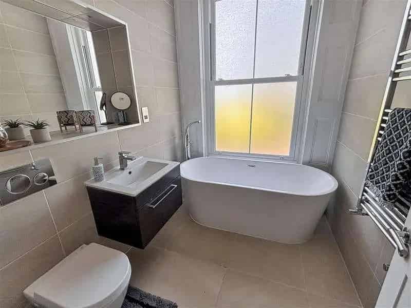 1 Bed Ground Floor Apartment for Sale
