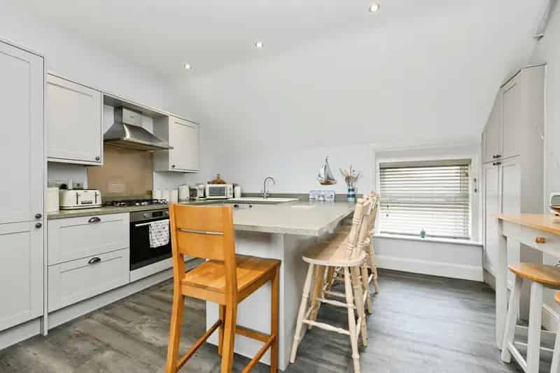 Sea View Penthouse Apartment 3 Beds Modern Kitchen
