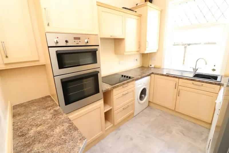 3 bedroom House
 To Let