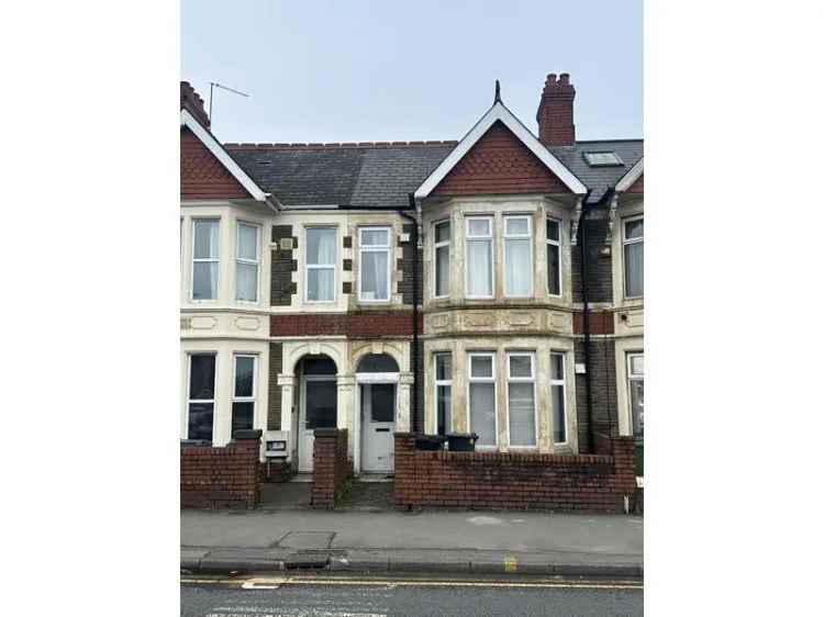 5 bedroom terraced house for sale