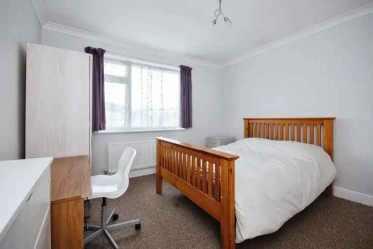3 Bedroom Detached House for Sale in BH9