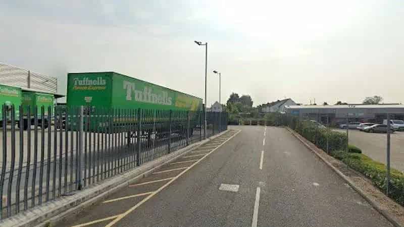 Industrial Unit To Let Slough Trading Estate