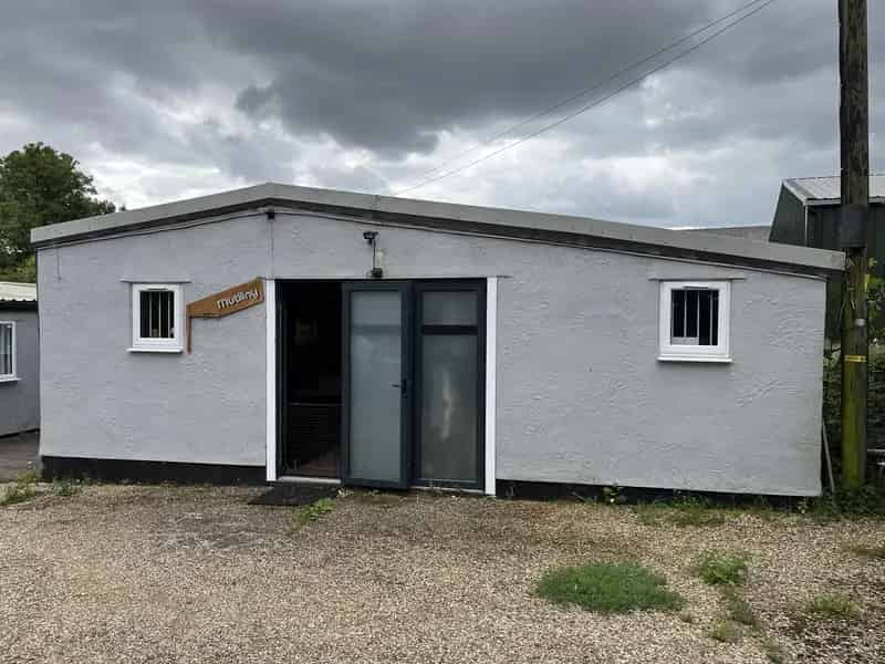 Workshop and Office Unit to Rent