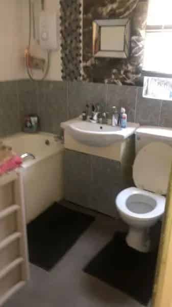 1 Bedroom 1st Floor Flat in Aldershot - Peaceful & Well-Maintained