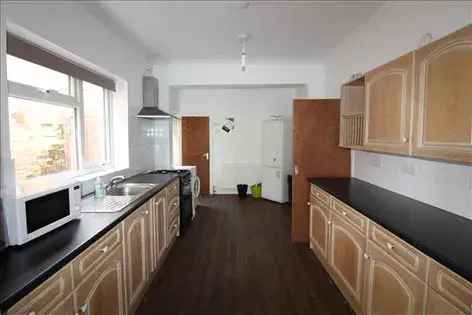 4 Bedroom Student House Southampton - Fully Furnished