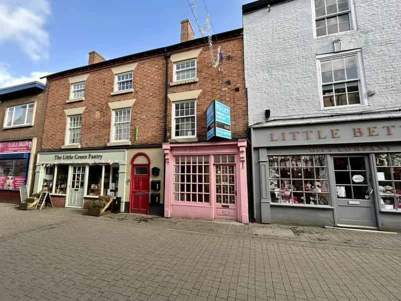 Commercial property For Rent , Wellington, England