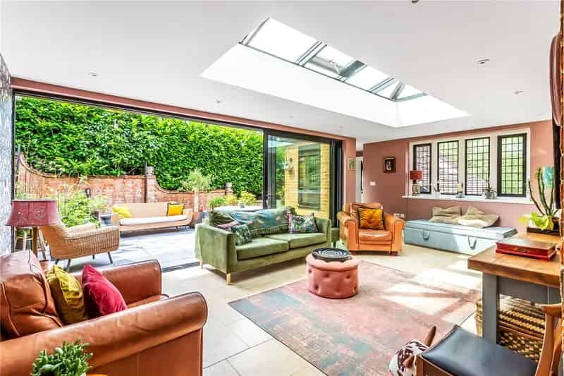 4-Bedroom Grade II Listed House for Sale