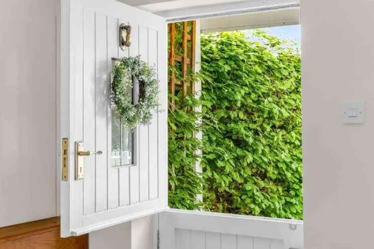 3 Bed House for Sale in Rabley Heath