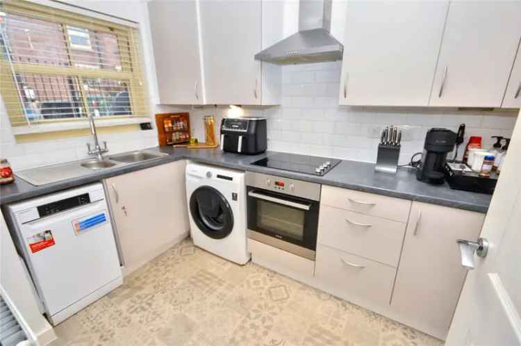 House For Sale in Leeds, England