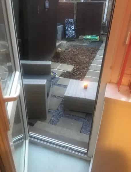 2 Bed House with Garden Gas Central Heating Freshly Decorated