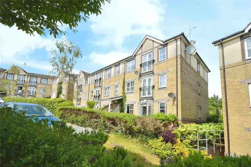 2 Bedroom Apartment for Sale
