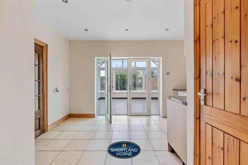 4 Bedroom Detached House to Rent