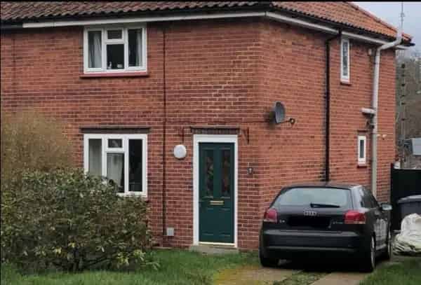 Two Bedroom House For Sale - Quiet Area - Needs Redecorating