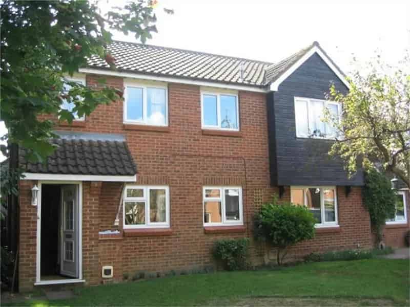 1 bedroom Flat
 To Let