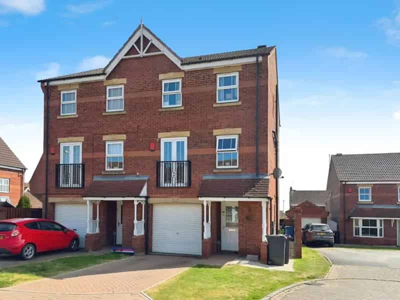 3 Bedroom Townhouse For Sale Gainsborough