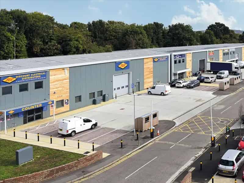Industrial property For Rent , London, England