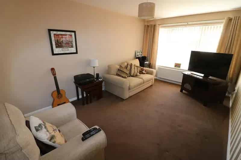 1 Bedroom Ground Floor Flat to Rent
