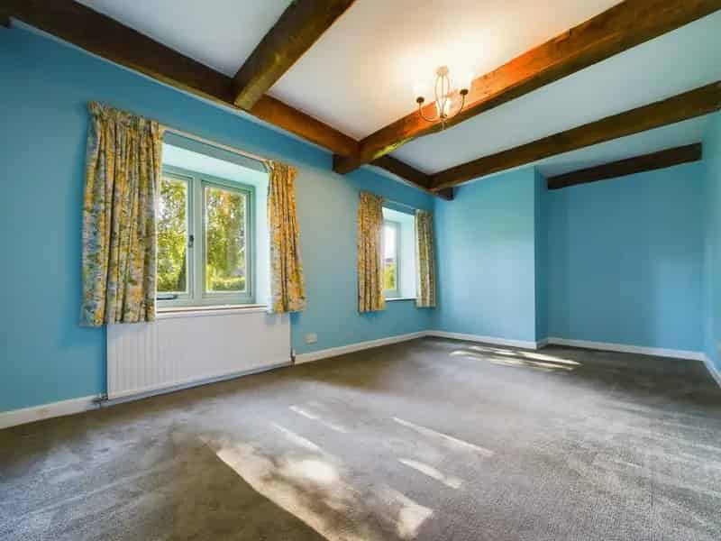 Detached Stone Cottage near Hereford - Available Immediately