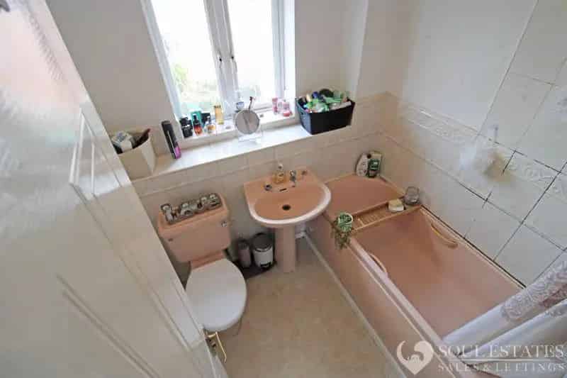 1 Bed Apartment for Sale Tipton