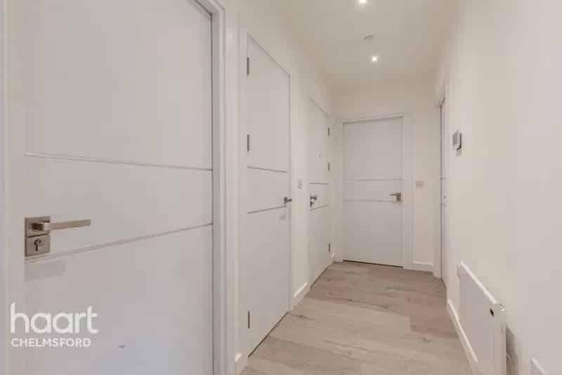 1 Bedroom Apartment for Sale - No Sale No Fee