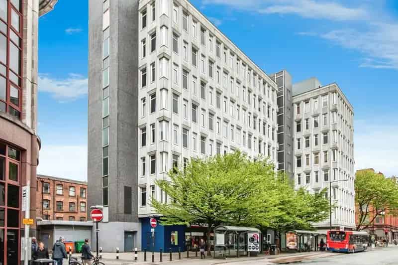 2 Bedroom Flat for Sale Manchester M1 - Chatsworth House