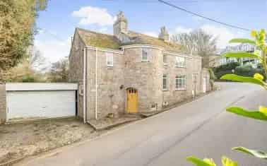 Arts & Crafts Cottage near St Ives with Heated Pool and Studio