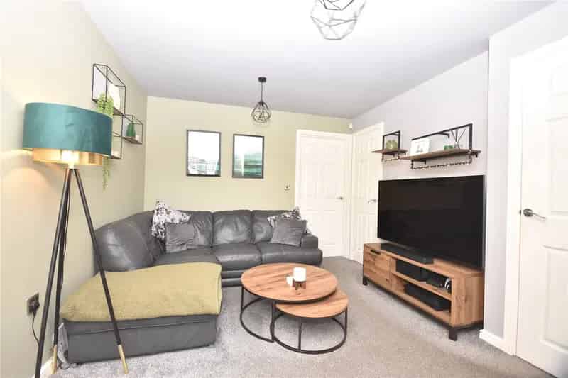 Stunning Semi-Detached Home in Popular Location