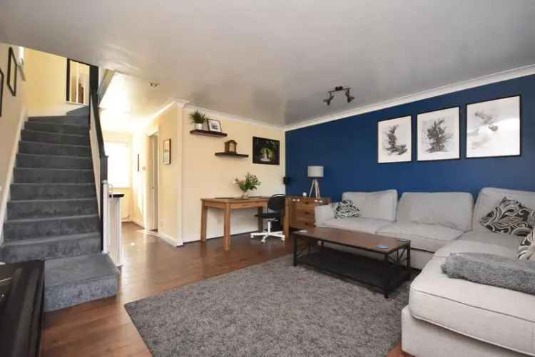 4 Bedroom End of Terrace House for Sale