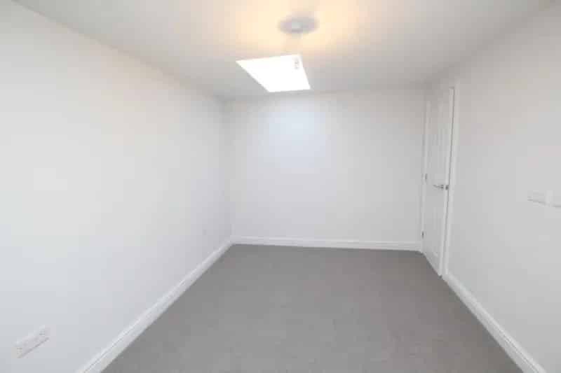 2 Bedroom Flat Fishponds Eastville Modern Top Floor Parking Balcony