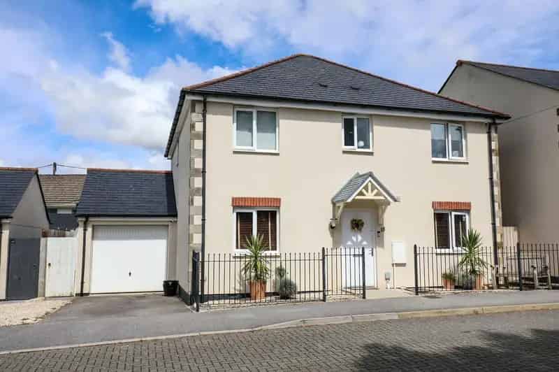 4 Bedroom Detached House for Sale Near Truro