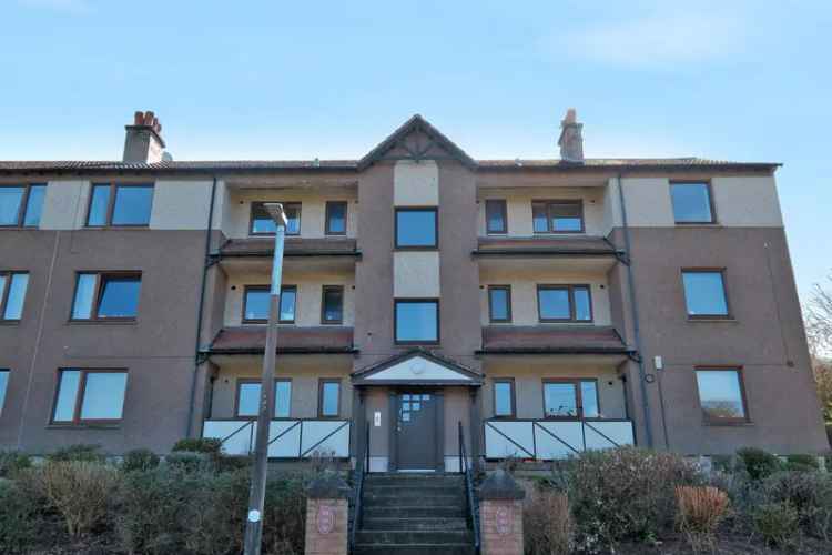 Two Bedroom Top Floor Flat in Garthdee Aberdeen