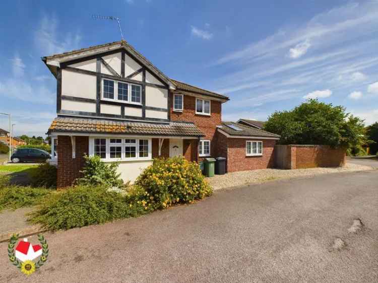 3 Bedroom Detached House for Sale Abbeymead