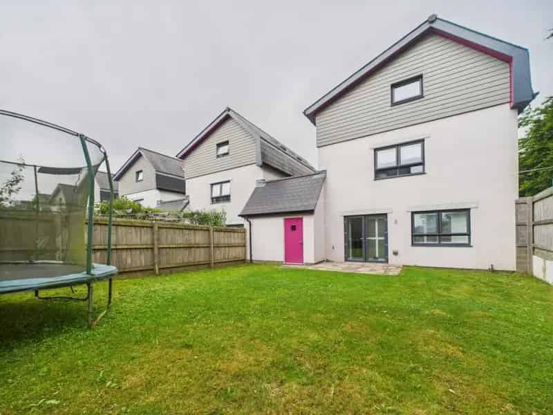 5 Bedroom House for Sale in Woolwell Eco Development