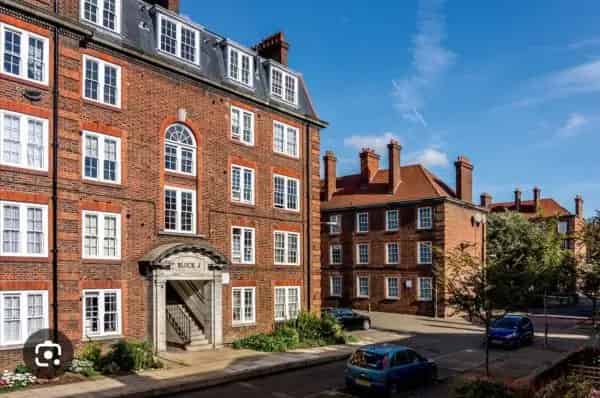Two Bedroom Ground Floor Flat Hammersmith Near Charing Cross Hospital