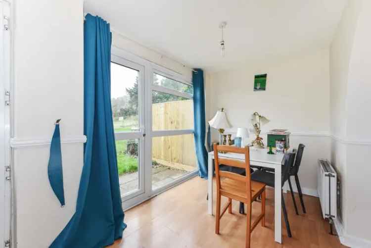 5 Bedroom Flat To Rent Available July 15 2025
