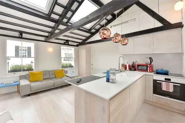 Mews house to rent in Rutland Street, Knightsbridge, London SW7