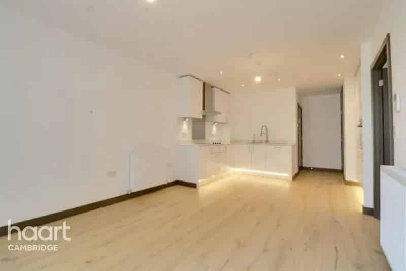 1 Bedroom Apartment to Rent in Cambridge Station Square
