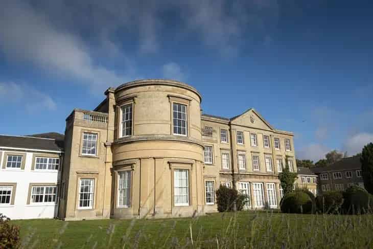 Characterful Offices with Modern Facilities and Ample Parking