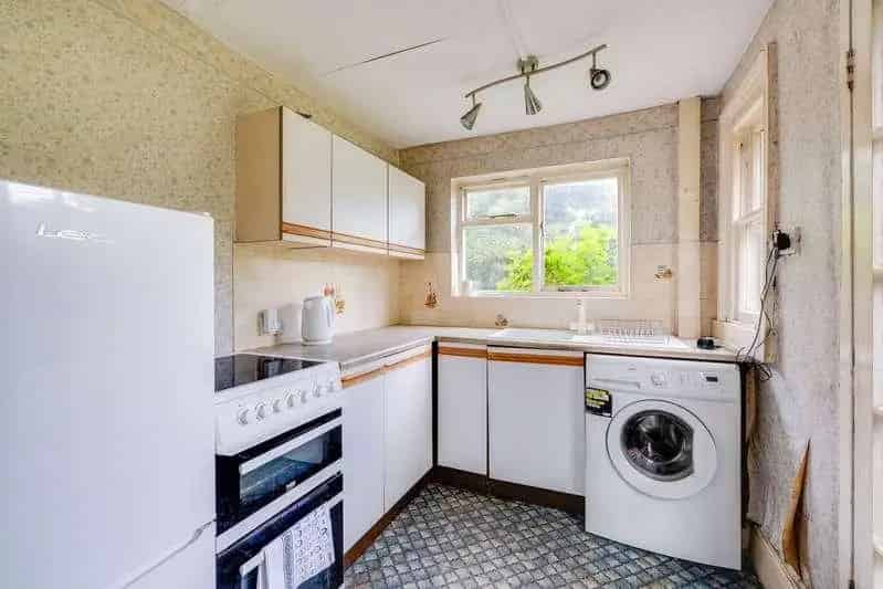 3 Bed House for Sale Near Chester - Large Garden & Extension Potential