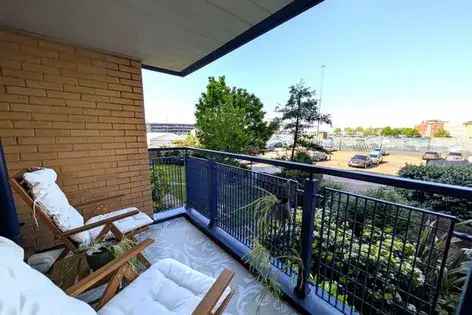 2 Bed 29m² Southampton Apartment Near Ocean Village