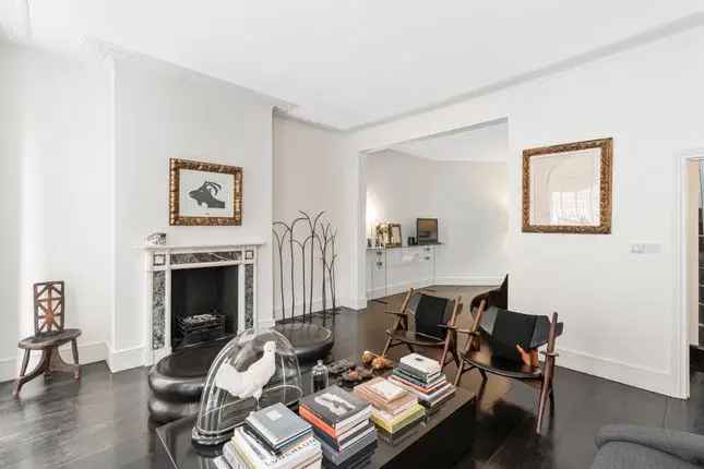 Stunning 5-Floor Townhouse in St James's London