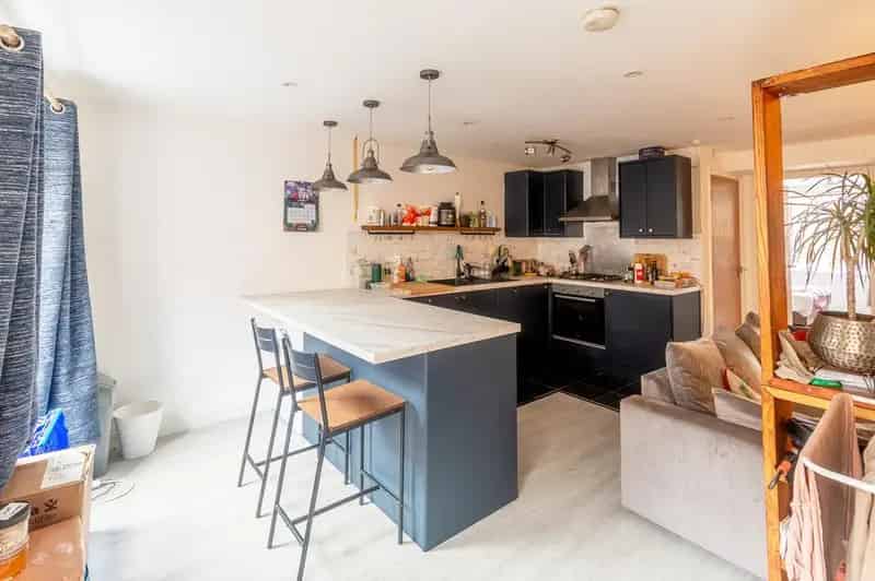 1 Bedroom Flat for Sale in Southville Bristol