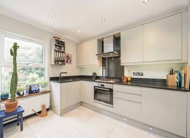 Two Double Bedroom Period Conversion Ladywell