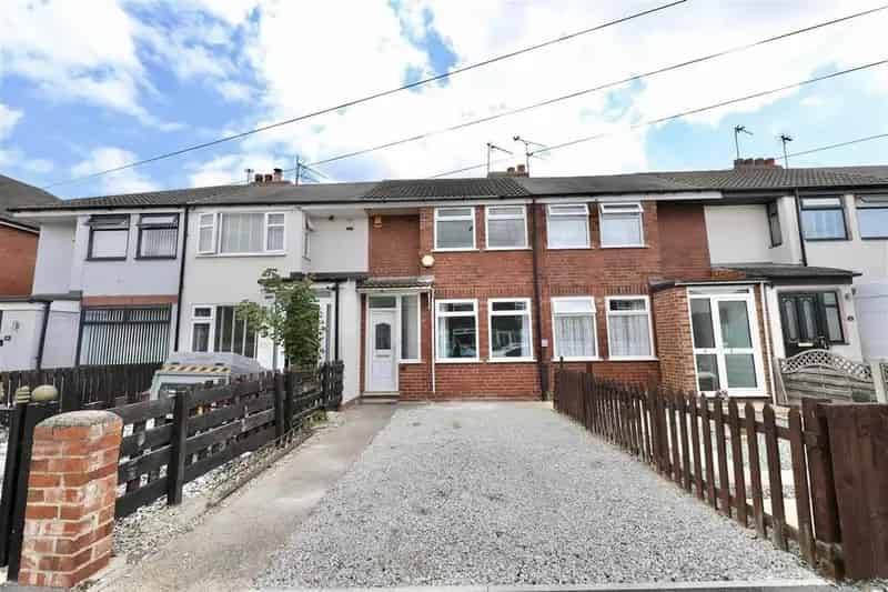 2 Bedroom Mid Terraced House for Sale HU5