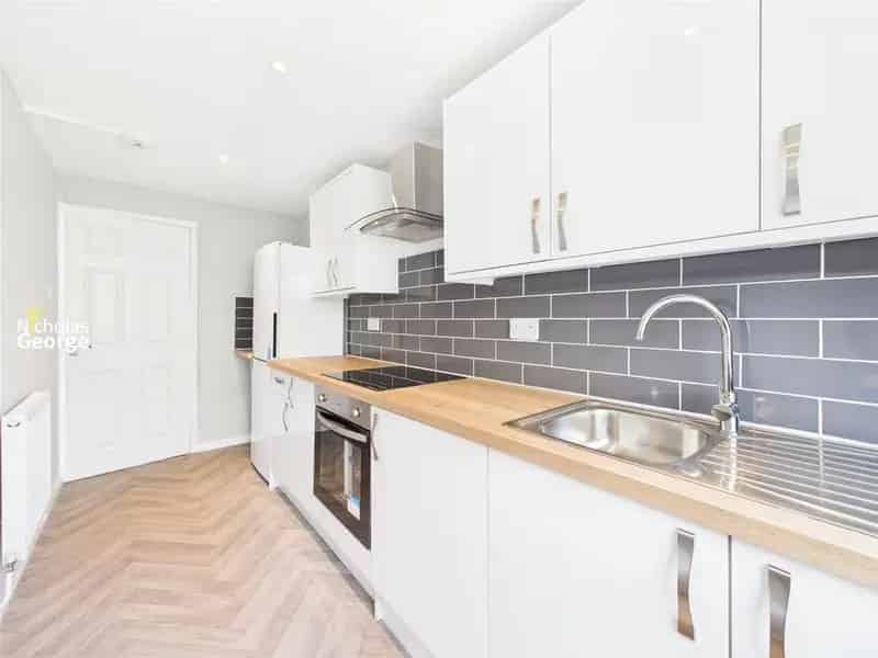 1 Bedroom Apartment for Sale