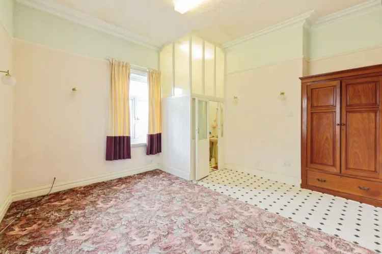 5 Bedroom End Terrace House For Sale Blackpool Renovation Project